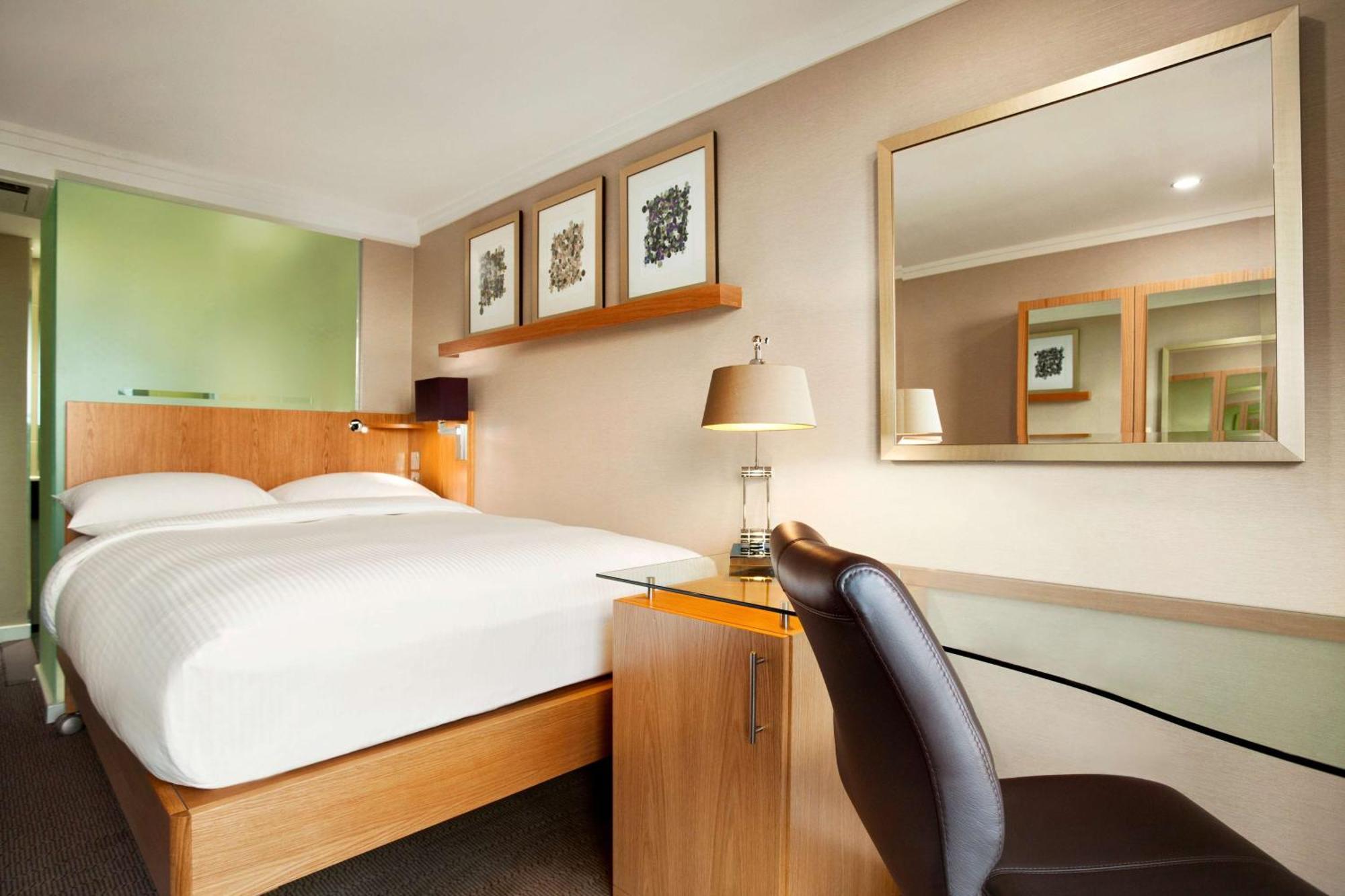 Hilton Birmingham Metropole Hotel Bickenhill Exterior photo